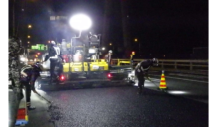 ➂新しい舗装の舗設